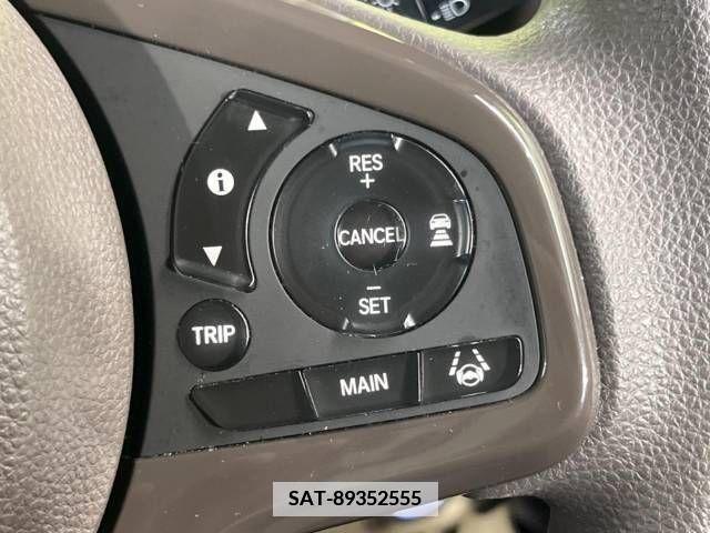 Honda N BOX 2018-03 352378-4