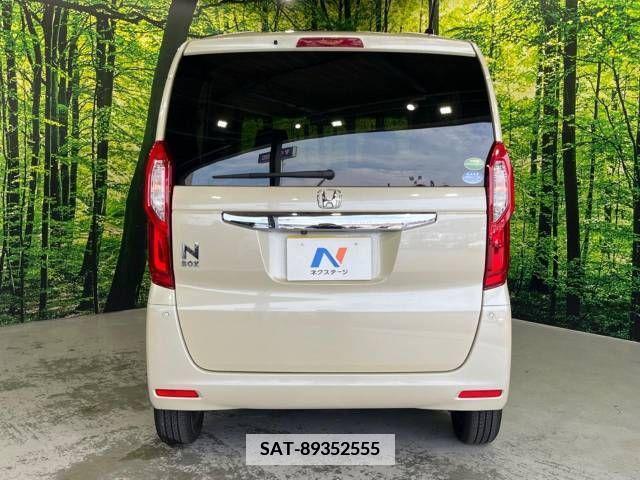 Honda N BOX 2018-03 352378-19