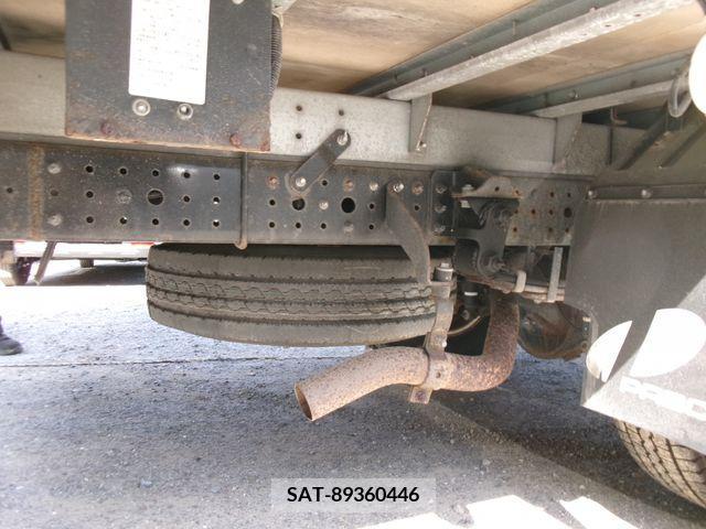 Mitsubishi CANTER 2018-03 235320-15