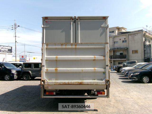 Mitsubishi CANTER 2018-03 235320-6