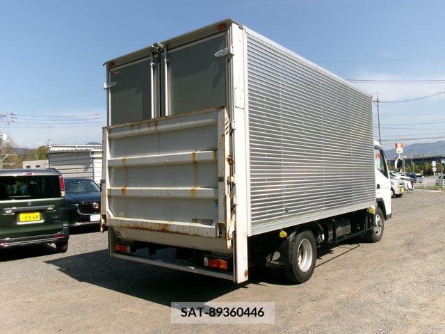 Mitsubishi CANTER 2018-03 235320-7
