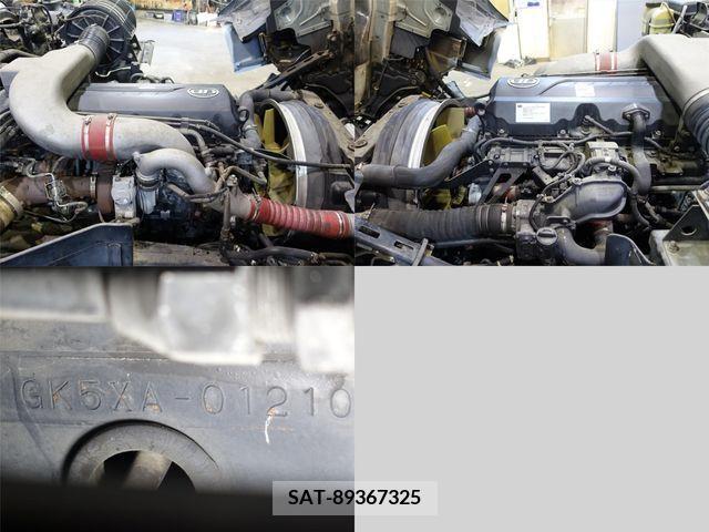 Nissan QUON 2012-01 388564-12