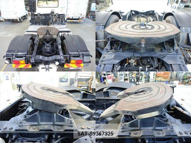 Nissan QUON 2012-01 388564-7