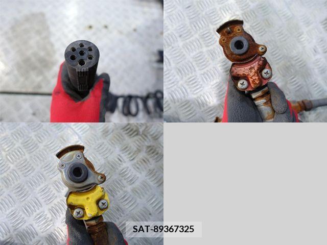 Nissan QUON 2012-01 388564-10