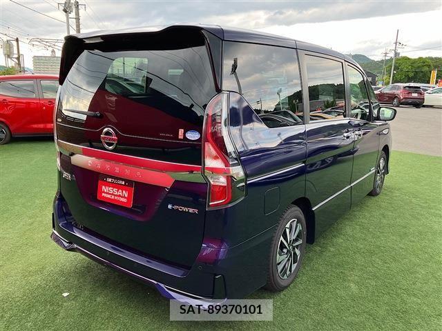 Nissan SERENA 2021-07 367626-25
