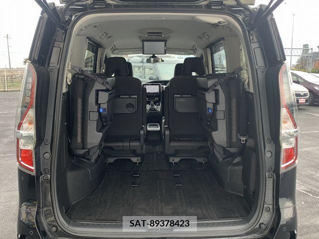 Nissan SERENA 2020-07 233725-10