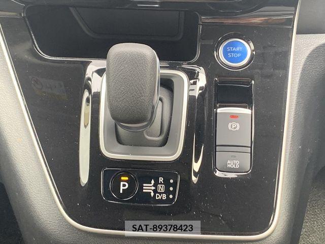 Nissan SERENA 2020-07 233725-17