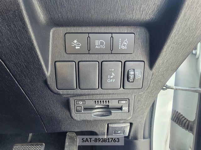 Toyota PRIUS ALPHA 2017-11 236027-9
