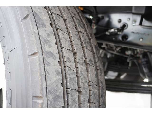 MITSUBISHI FUSO Fighter 2022-10 658-9