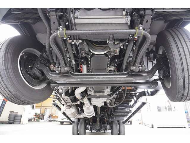 MITSUBISHI FUSO Fighter 2022-10 658-15