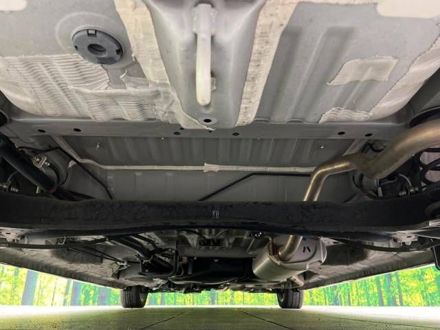 Honda N BOX CUSTOM 2019-02 195652-19