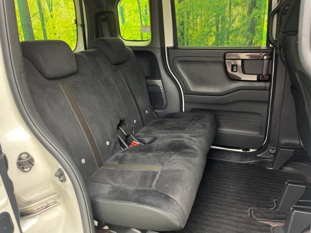 Honda N BOX CUSTOM 2019-02 195652-9