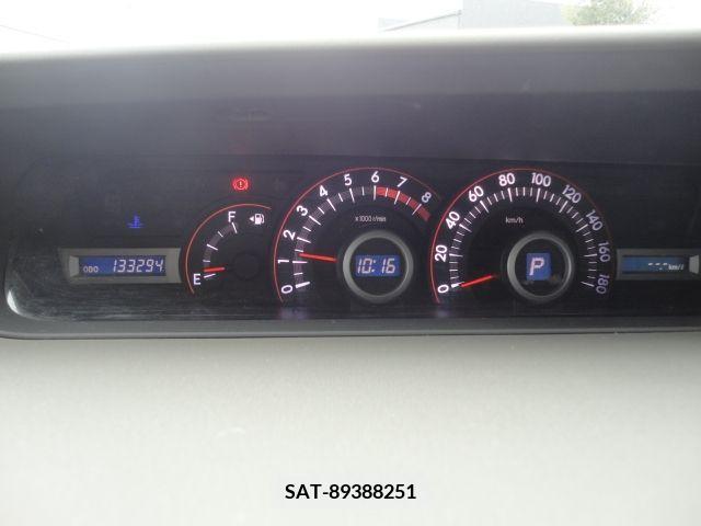 Toyota NOAH 2008-07 227042-3