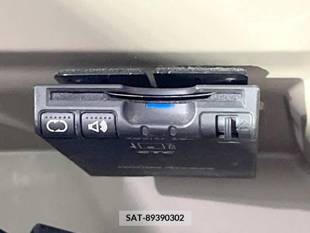 Honda N BOX 2015-06 306786-6