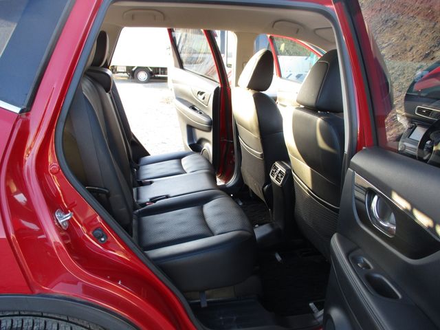 Nissan X-TRAIL 2017-03 19318-10