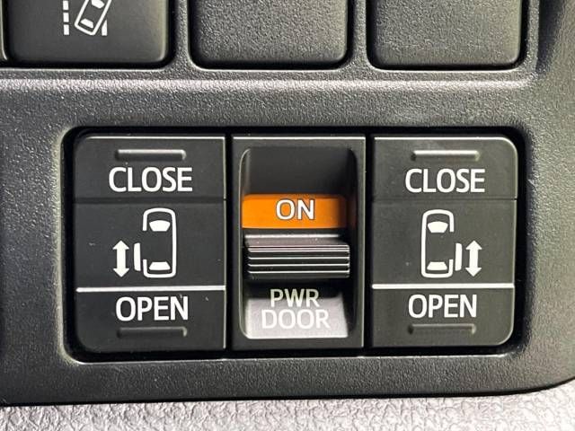 Toyota VOXY 2020-04 185305-2