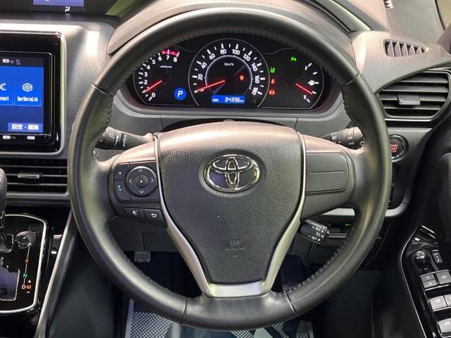 Toyota VOXY 2020-04 185305-12