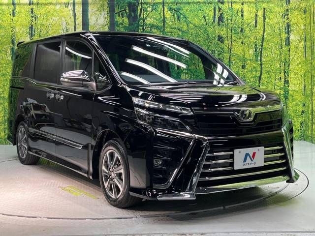 Toyota VOXY 2020-04 185305-17