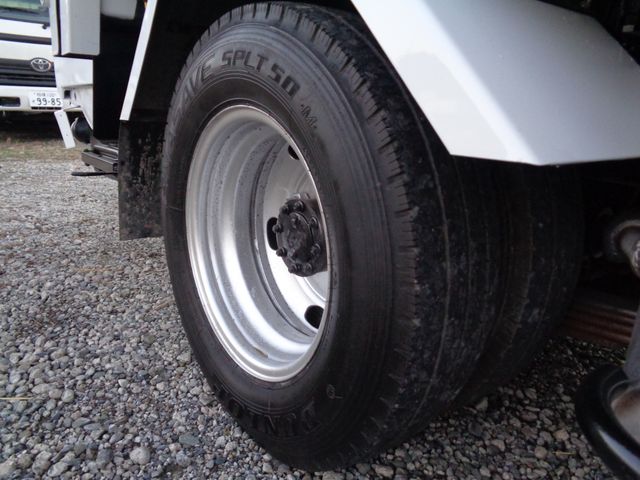 Isuzu ELF TRUCK 2006-11 21300-25