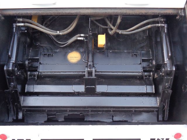 Isuzu ELF TRUCK 2006-11 21300-9