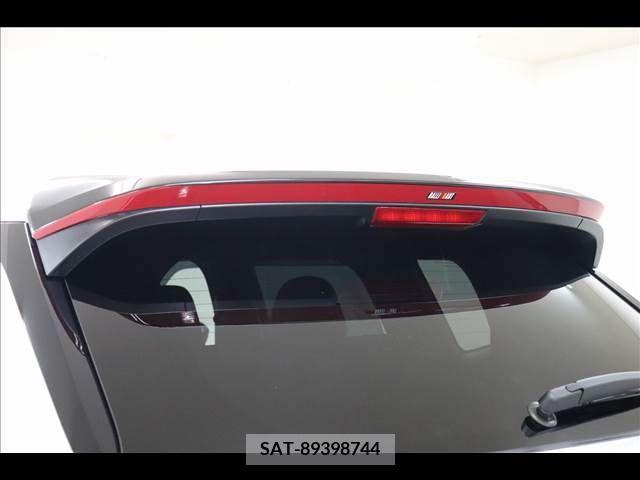Mitsubishi OUTLANDER PHEV 2023-03 234629-7