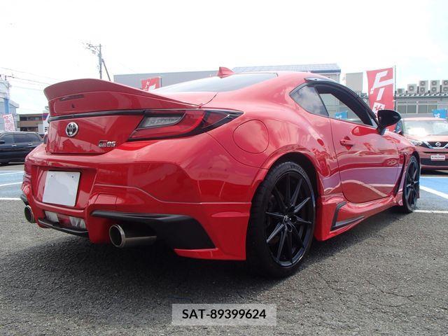 Toyota 86 2022-07 332485-1