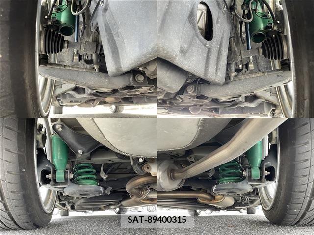 Toyota VOXY 2015-04 350623-17