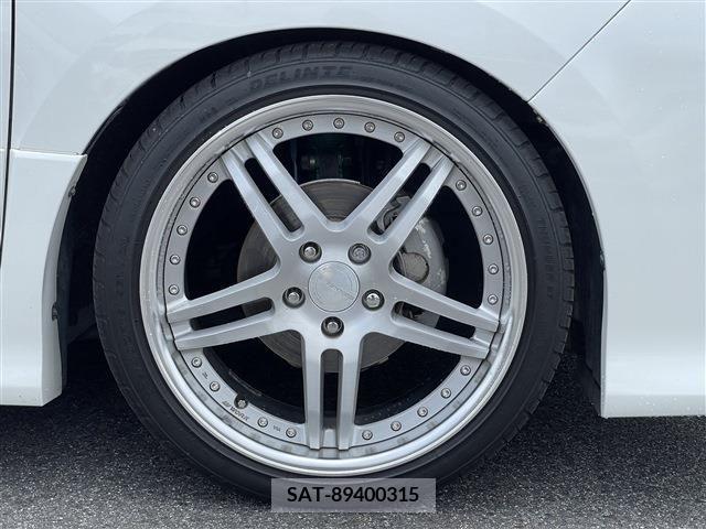 Toyota VOXY 2015-04 350623-16