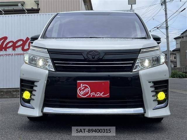 Toyota VOXY 2015-04 350623-15