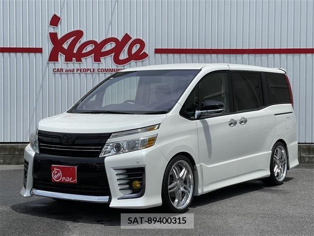 Toyota VOXY 2015-04 350623-0