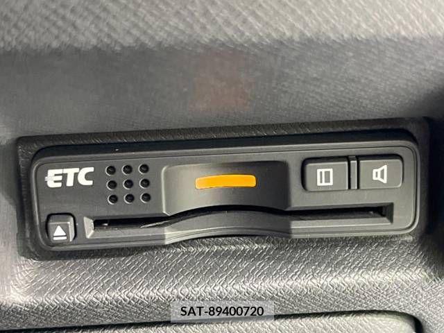 Honda e 2014-01 337398-6