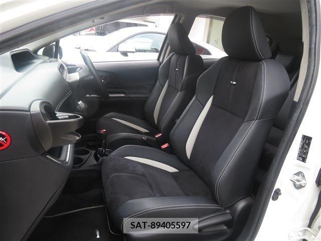 Toyota AQUA 2014-03 347205-6