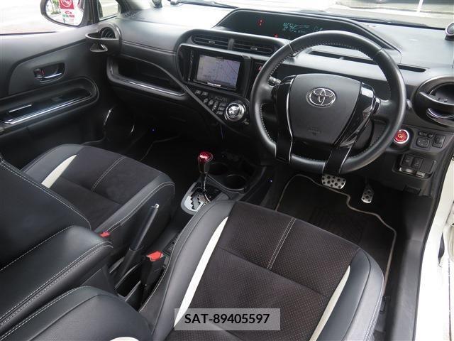 Toyota AQUA 2014-03 347205-4