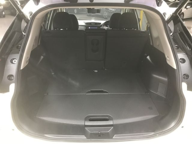 Nissan X-TRAIL 2018-11 183450-12