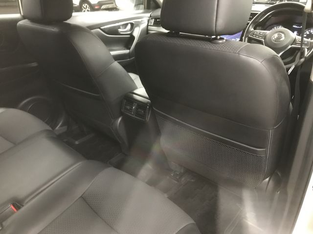 Nissan X-TRAIL 2018-11 183450-10
