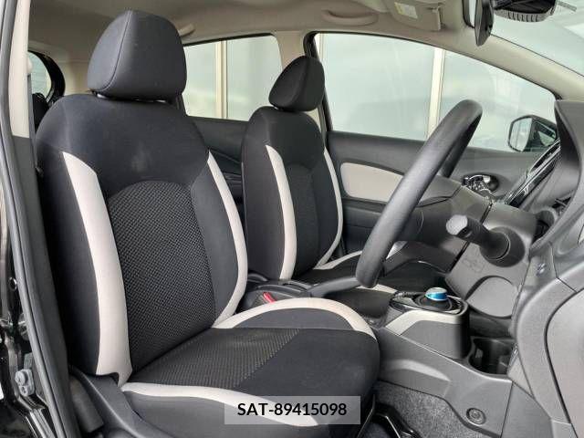 Nissan NOTE 2019-05 365479-8