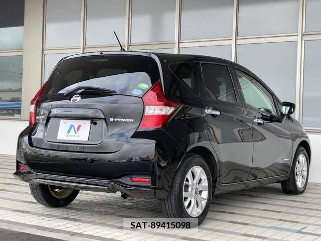 Nissan NOTE 2019-05 365479-17
