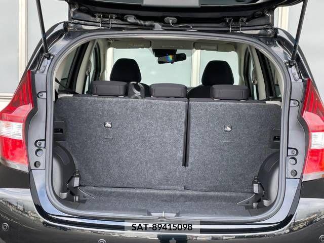 Nissan NOTE 2019-05 365479-10