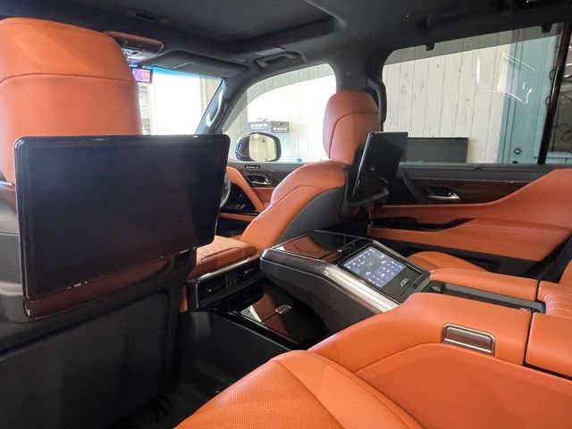 Lexus LX 2023-08 196579-16