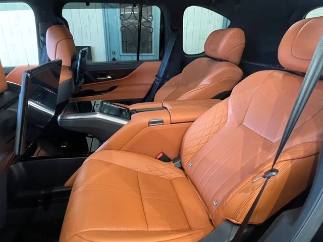 Lexus LX 2023-08 196579-9