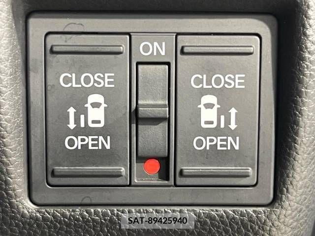 Honda N BOX CUSTOM 2018-05 279241-3