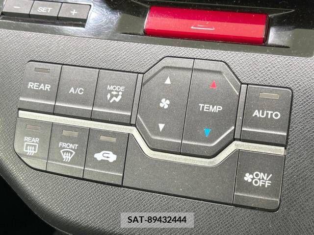 Honda e 2010-01 379117-4