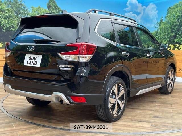 Subaru FORESTER 2019-02 270182-17