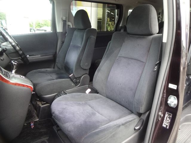 Toyota VELLFIRE 2009-11 8267-7