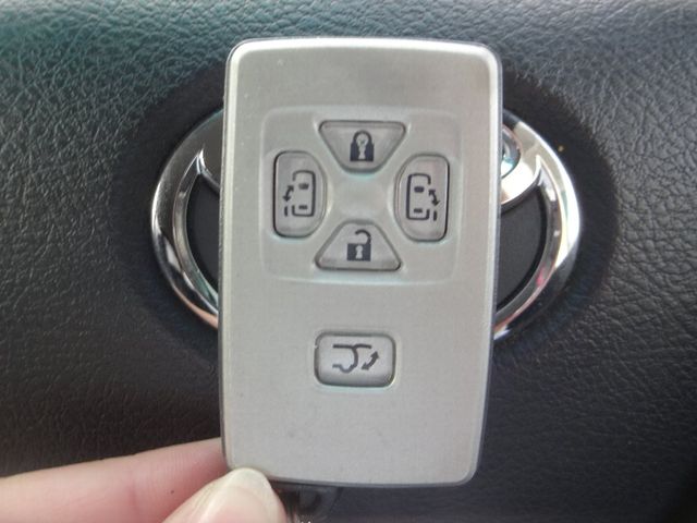 Toyota VELLFIRE 2009-11 8267-19