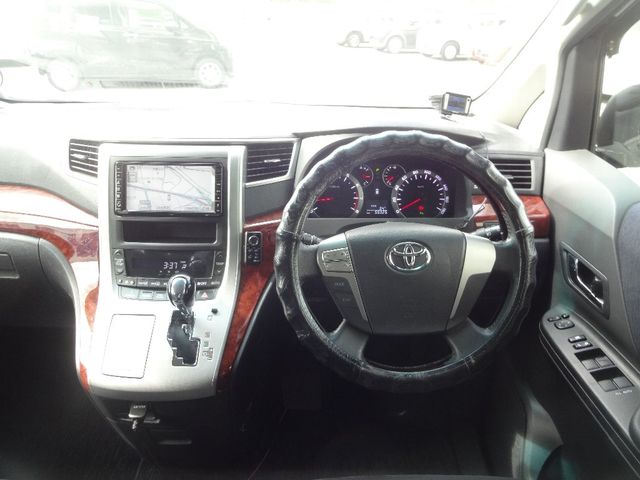 Toyota VELLFIRE 2009-11 8267-11