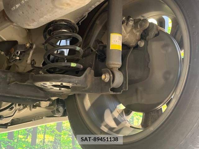 Suzuki SWIFT 2017-09 368996-19
