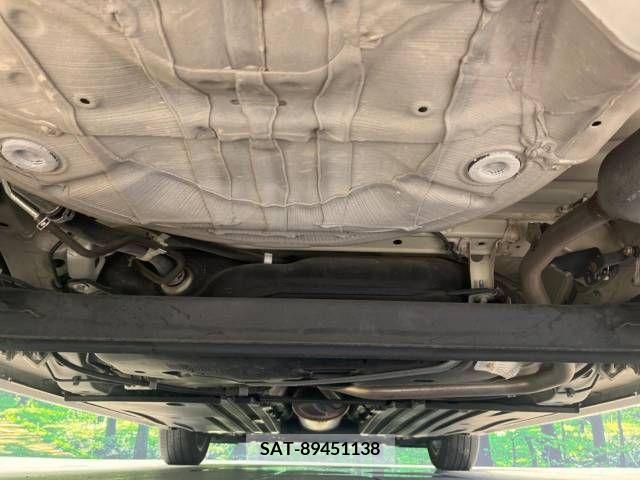 Suzuki SWIFT 2017-09 368996-18