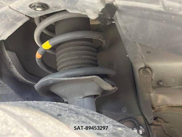 Nissan CUBE 2011-07 320681-19