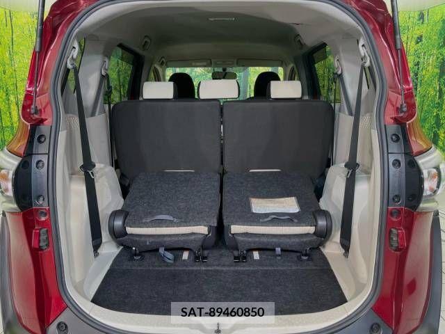 Toyota SIENTA 2019-07 298333-12